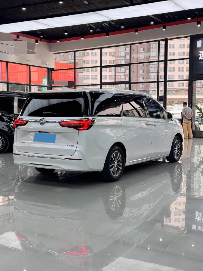 2023 Buick GL8 2.0T 237HP L4 9AT,autocango,china used car exporter,china ev exporter,chinese used car exporter,chinese used ev exporter