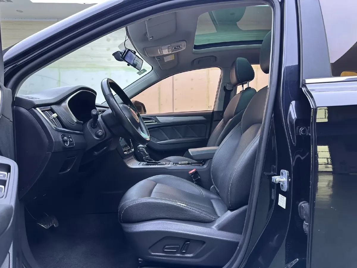 2018 Roewe RX5 1.5T 169HP L4 7DCT,autocango,china used car exporter,china ev exporter,chinese used car exporter,chinese used ev exporter