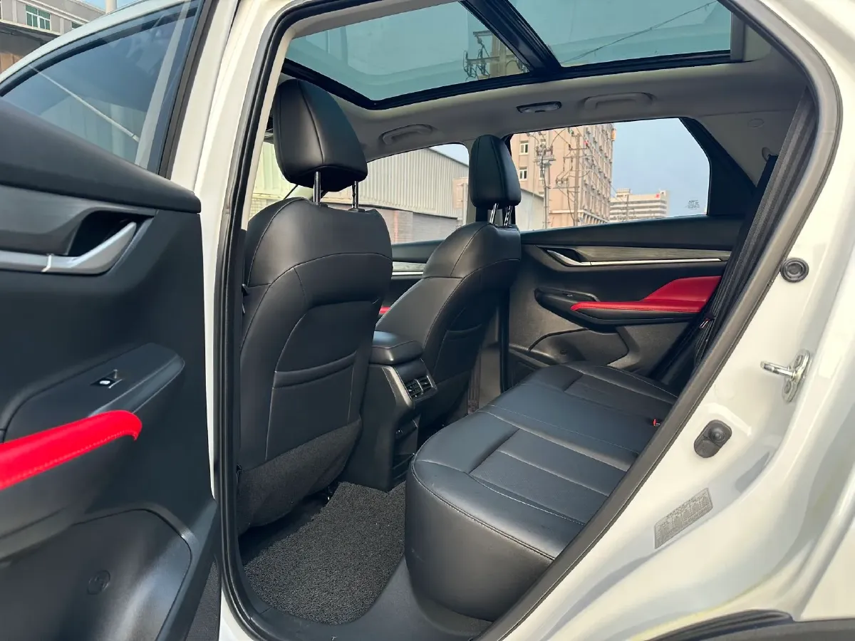 2021 ChangAn CS55 Plus 1.5T 180HP L4 7DCT,autocango,china used car exporter,china ev exporter,chinese used car exporter,chinese used ev exporter