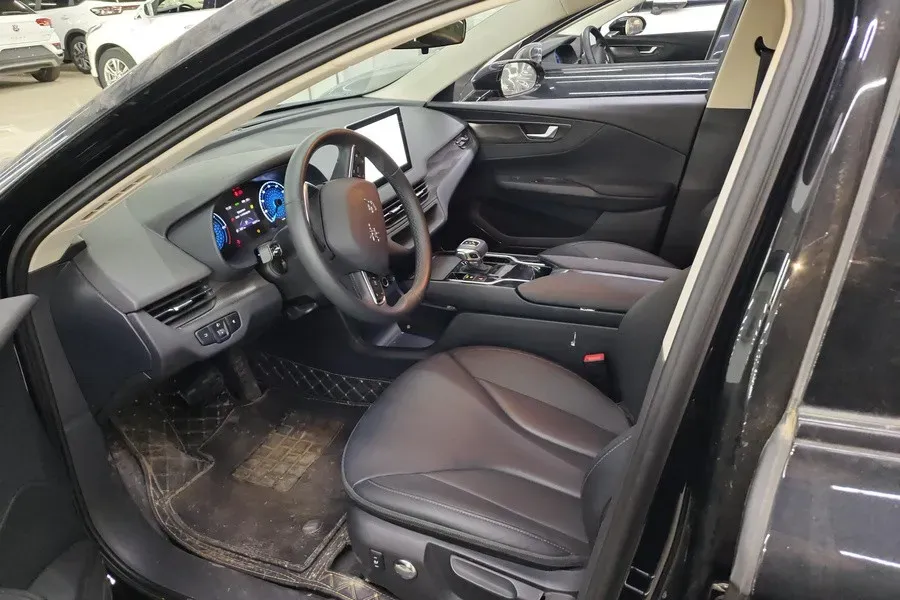 2021 HongQi E-QM5 BEV 54KWH,autocango,china used car exporter,china ev exporter,chinese used car exporter,chinese used ev exporter