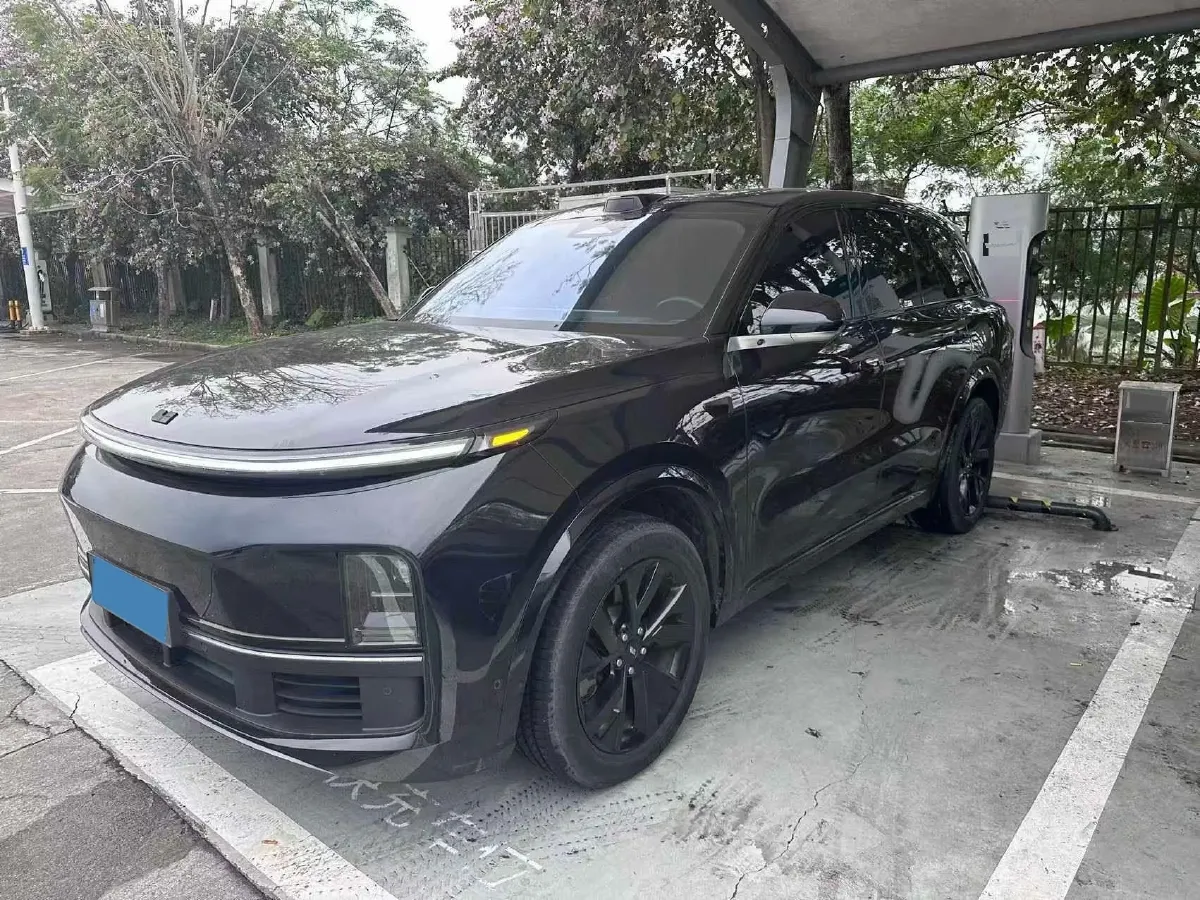 2023 Li L8 Range Extended 154HP REEV 40.9KWH,autocango,china used car exporter,china ev exporter,chinese used car exporter,chinese used ev exporter