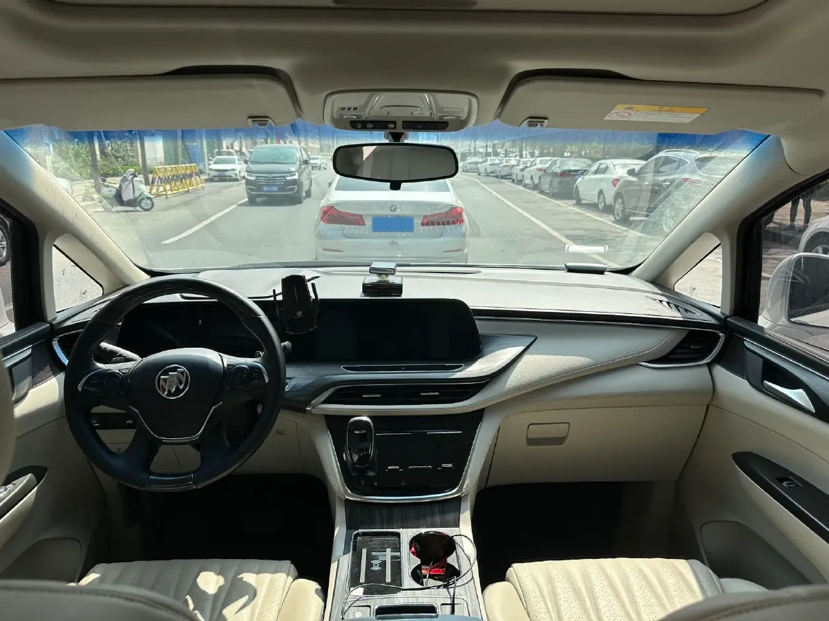 2023 Buick GL8 2.0T 237HP L4 9AT,autocango,china used car exporter,china ev exporter,chinese used car exporter,chinese used ev exporter