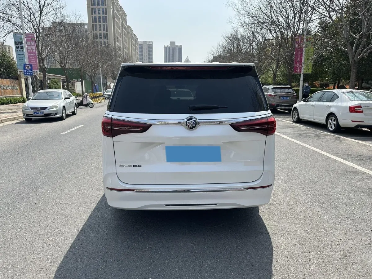 2023 Buick GL8 2.0T 237HP L4 9AT,autocango,china used car exporter,china ev exporter,chinese used car exporter,chinese used ev exporter