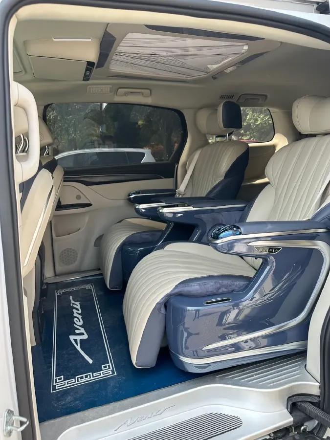 2023 Buick GL8 2.0T 237HP L4 9AT,autocango,china used car exporter,china ev exporter,chinese used car exporter,chinese used ev exporter