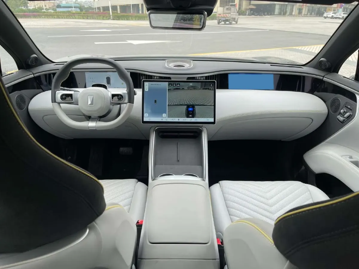 2025 Avatr 11 1.5T 156HP L4 REEV 39.05KWH,autocango,china used car exporter,china ev exporter,chinese used car exporter,chinese used ev exporter