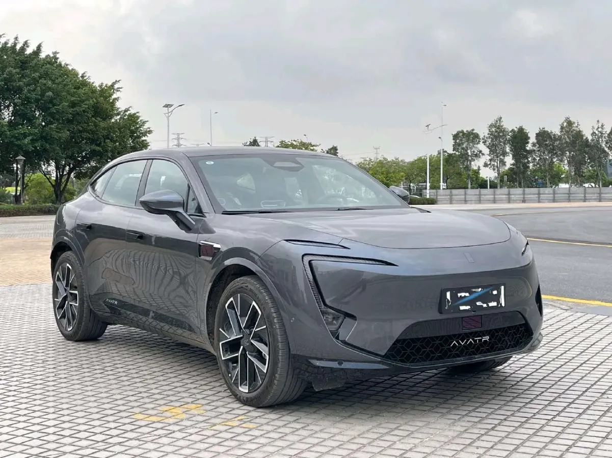 2025 Avatr 11 1.5T 156HP L4 REEV 39.05KWH,autocango,china used car exporter,china ev exporter,chinese used car exporter,chinese used ev exporter
