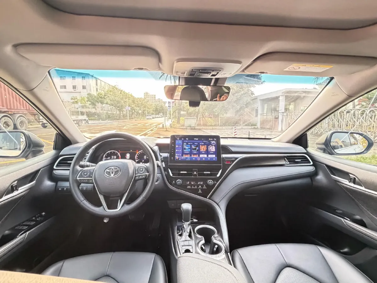 2023 Toyota Camry 2.5L 207HP L4 8AT,autocango,china used car exporter,china ev exporter,chinese used car exporter,chinese used ev exporter