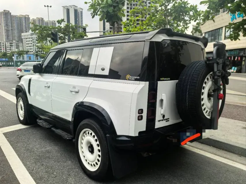 2023 Land Rover Defender 3.0T 400HP L6 8AT,autocango,china used car exporter,china ev exporter,chinese used car exporter,chinese used ev exporter