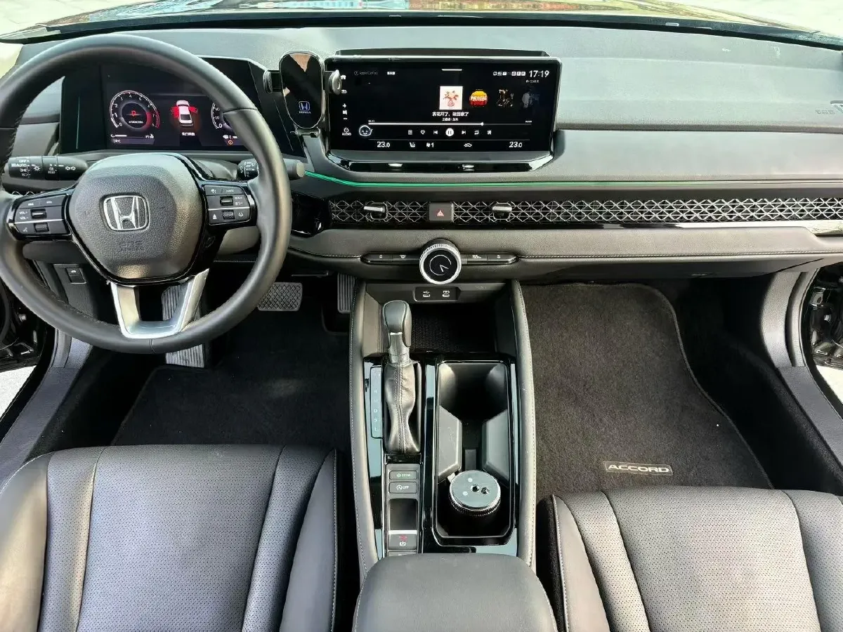 2023 Kia Sportage 2.0L 150HP L4 6AT Hybrid,autocango,china used car exporter,china ev exporter,chinese used car exporter,chinese used ev exporter