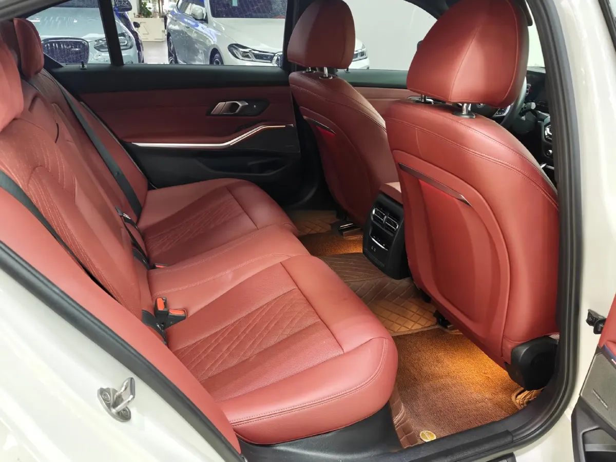 2024 BMW 3 Series 2.0T 245HP L4 8AT,autocango,china used car exporter,china ev exporter,chinese used car exporter,chinese used ev exporter