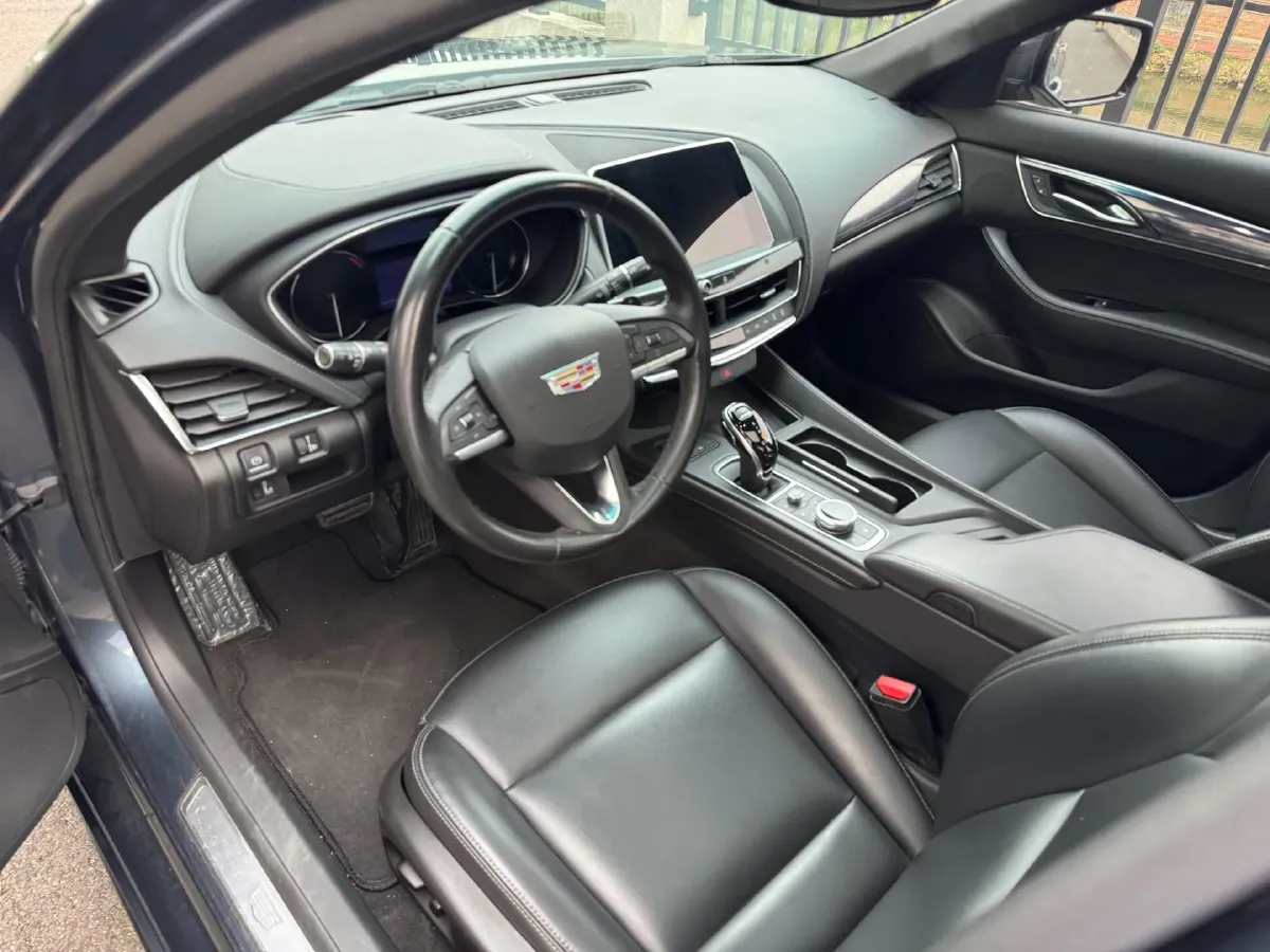 2020 Cadillac CT5 2.0T 237HP L4 10AT,autocango,china used car exporter,china ev exporter,chinese used car exporter,chinese used ev exporter
