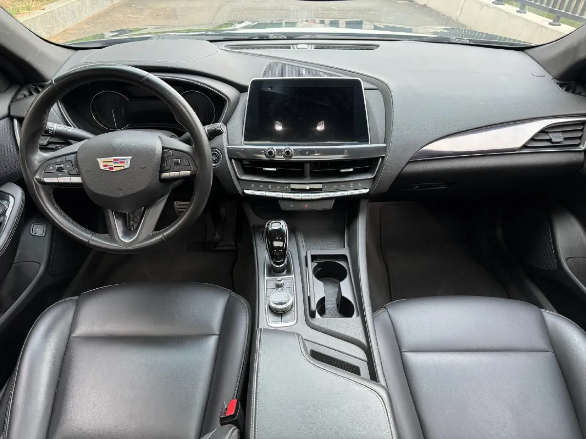 2020 Cadillac CT5 2.0T 237HP L4 10AT,autocango,china used car exporter,china ev exporter,chinese used car exporter,chinese used ev exporter