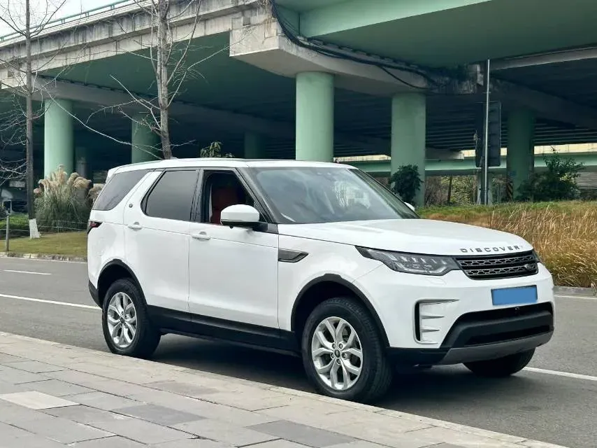 2017 Land Rover Discovery 3.0T 340HP V6 8AT,autocango,china used car exporter,china ev exporter,chinese used car exporter,chinese used ev exporter