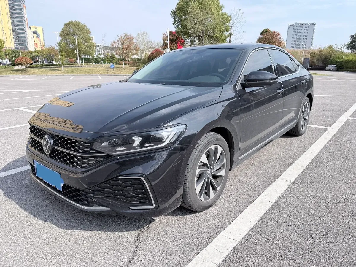 2023 Volkswagen Passat 2.0T 186HP L4 7DCT,autocango,china used car exporter,china ev exporter,chinese used car exporter,chinese used ev exporter