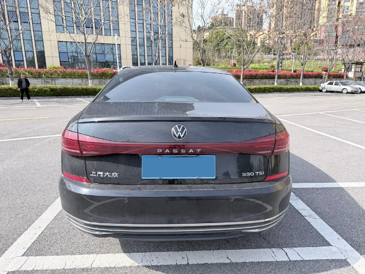 2023 Volkswagen Passat 2.0T 186HP L4 7DCT,autocango,china used car exporter,china ev exporter,chinese used car exporter,chinese used ev exporter