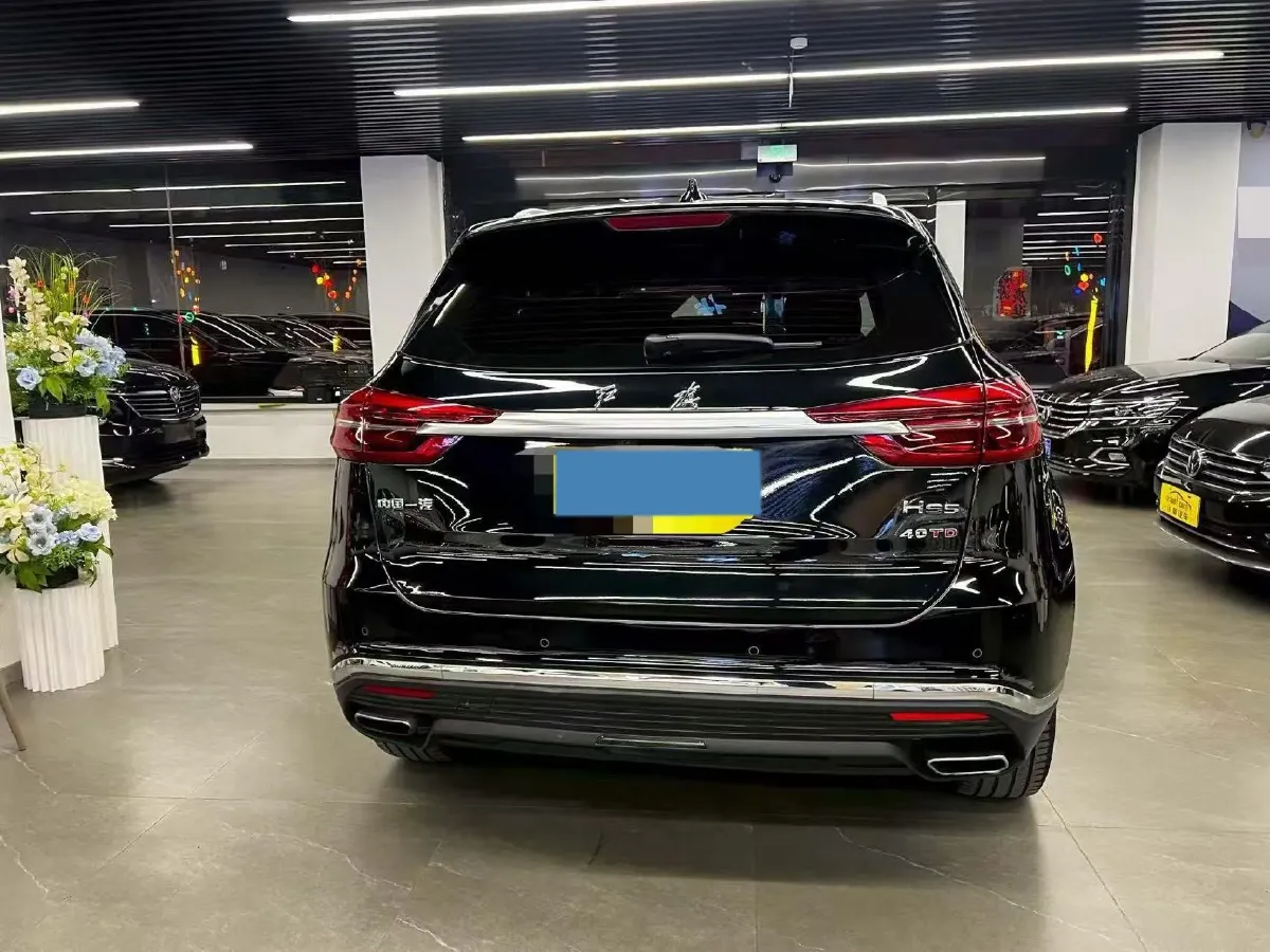 2022 HongQi HS5 2.0T 224HP L4 6AT,autocango,china used car exporter,china ev exporter,chinese used car exporter,chinese used ev exporter