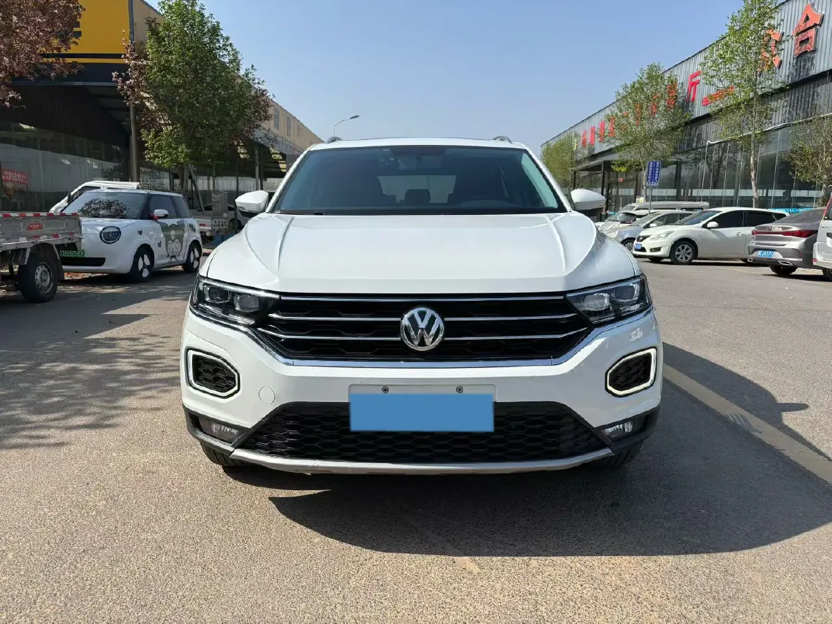 2020 Volkswagen T-Roc 1.4T 150HP L4 7DCT,autocango,china used car exporter,china ev exporter,chinese used car exporter,chinese used ev exporter
