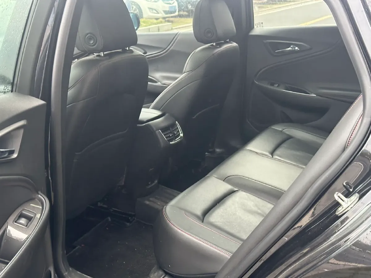 2019 Chevrolet Malibu XL 2.0T 241HP L4 9AT,autocango,china used car exporter,china ev exporter,chinese used car exporter,chinese used ev exporter