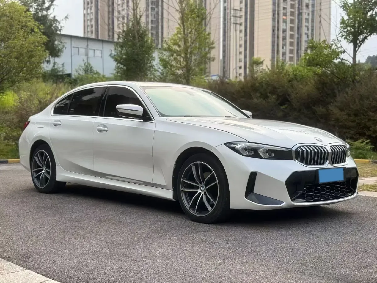 2023 BMW 3 Series 2.0T 156HP L4 8AT,autocango,china used car exporter,china ev exporter,chinese used car exporter,chinese used ev exporter