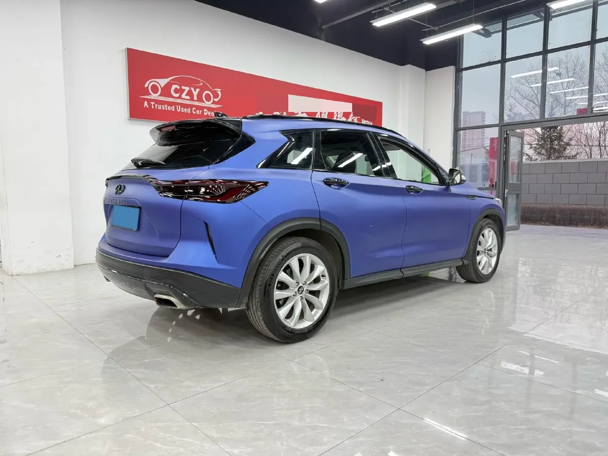 2018 Infiniti QX30 2.0T 211HP L4 7DCT,autocango,china used car exporter,china ev exporter,chinese used car exporter,chinese used ev exporter