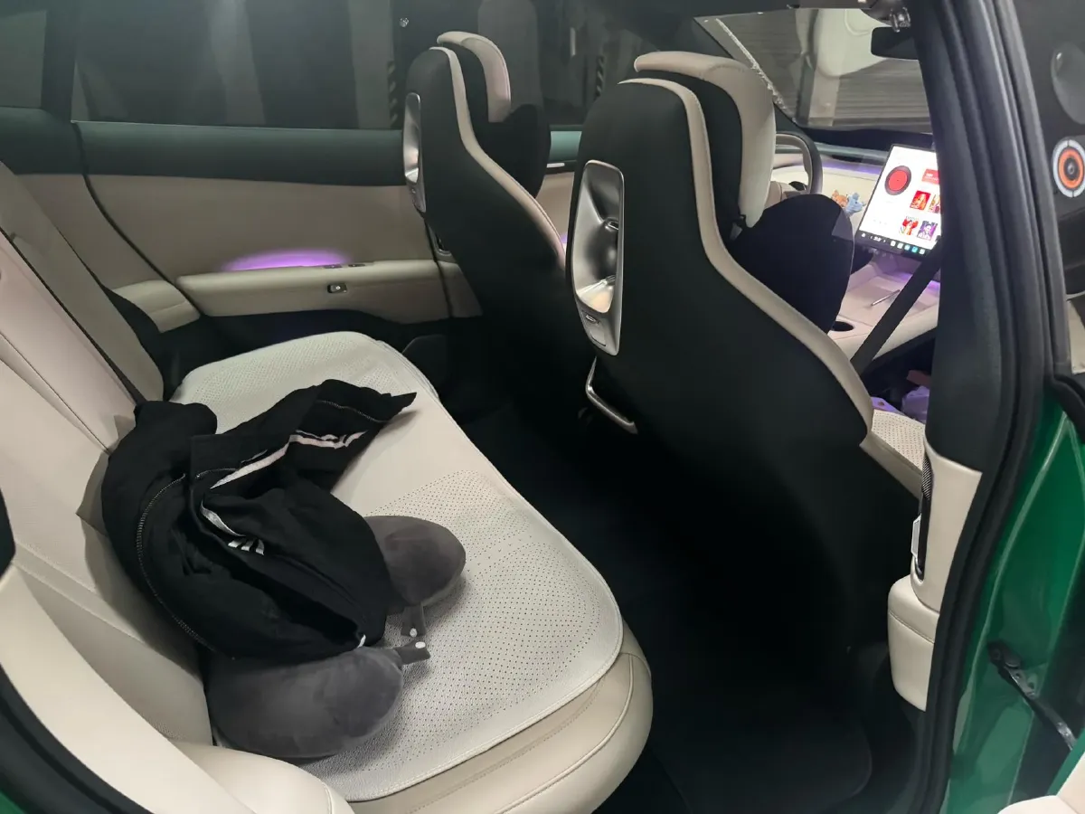 2025 MI YU7 BEV 96.3KWH,autocango,china used car exporter,china ev exporter,chinese used car exporter,chinese used ev exporter