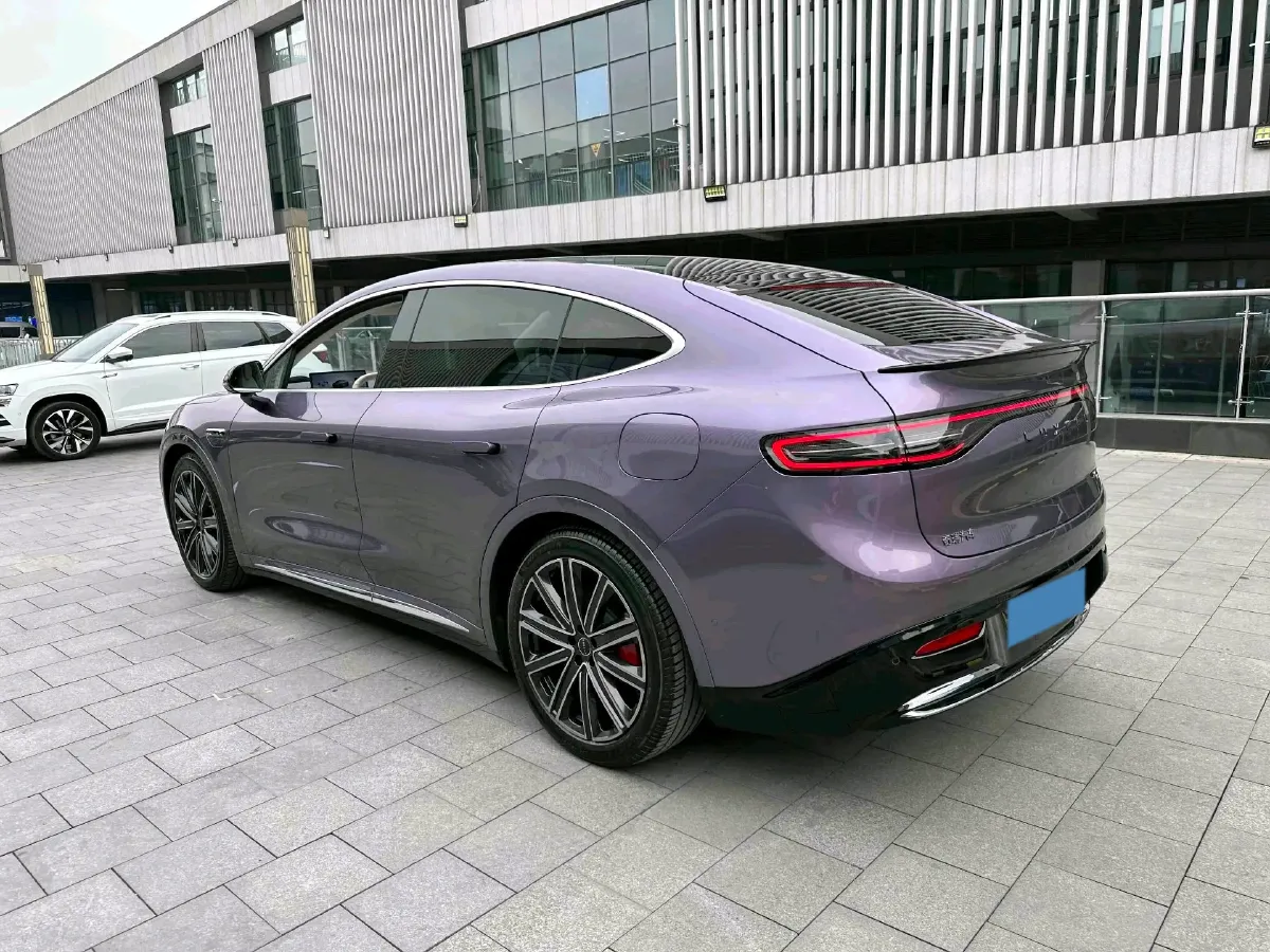 2025 Luxeed R7 REEV 156HP REEV,autocango,china used car exporter,china ev exporter,chinese used car exporter,chinese used ev exporter