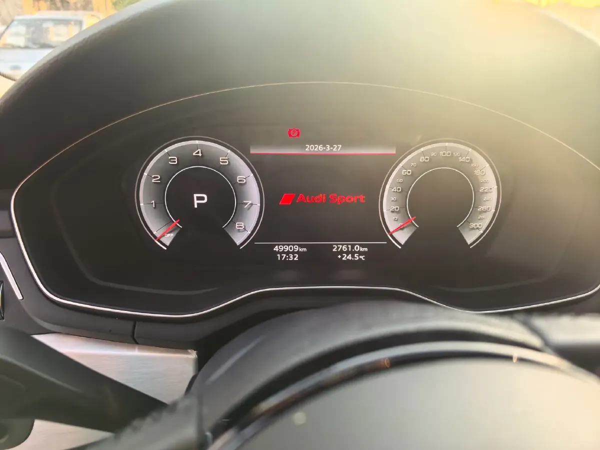 2023 Audi A4L 2.0T 190HP L4 7DCT,autocango,china used car exporter,china ev exporter,chinese used car exporter,chinese used ev exporter