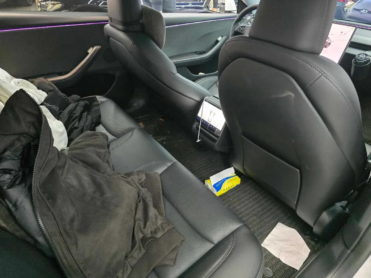 2025 Tesla Model 3 BEV 62.5KWH,autocango,china used car exporter,china ev exporter,chinese used car exporter,chinese used ev exporter