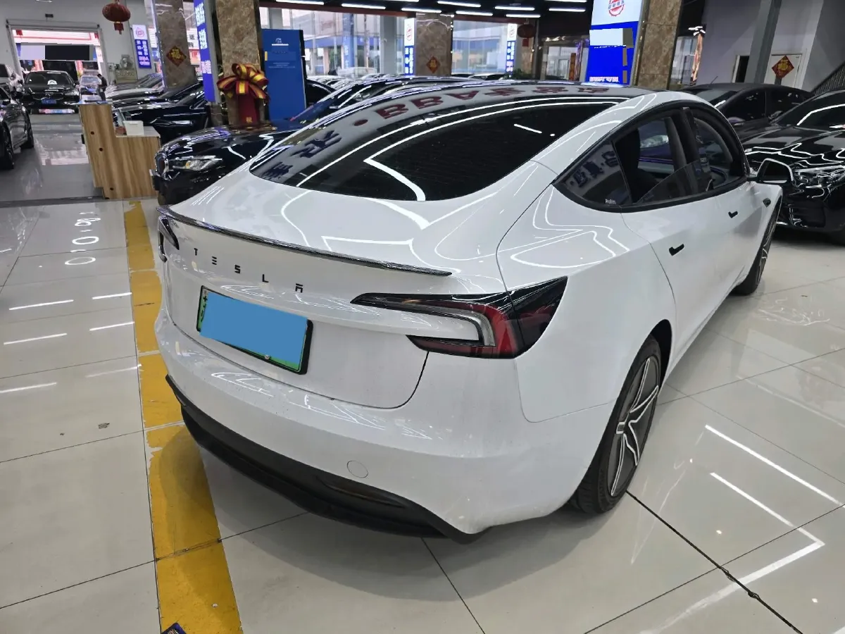 2025 Tesla Model 3 BEV 62.5KWH,autocango,china used car exporter,china ev exporter,chinese used car exporter,chinese used ev exporter