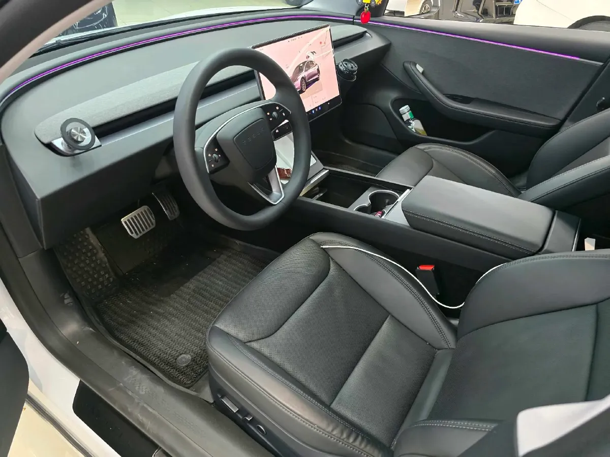 2025 Tesla Model 3 BEV 62.5KWH,autocango,china used car exporter,china ev exporter,chinese used car exporter,chinese used ev exporter