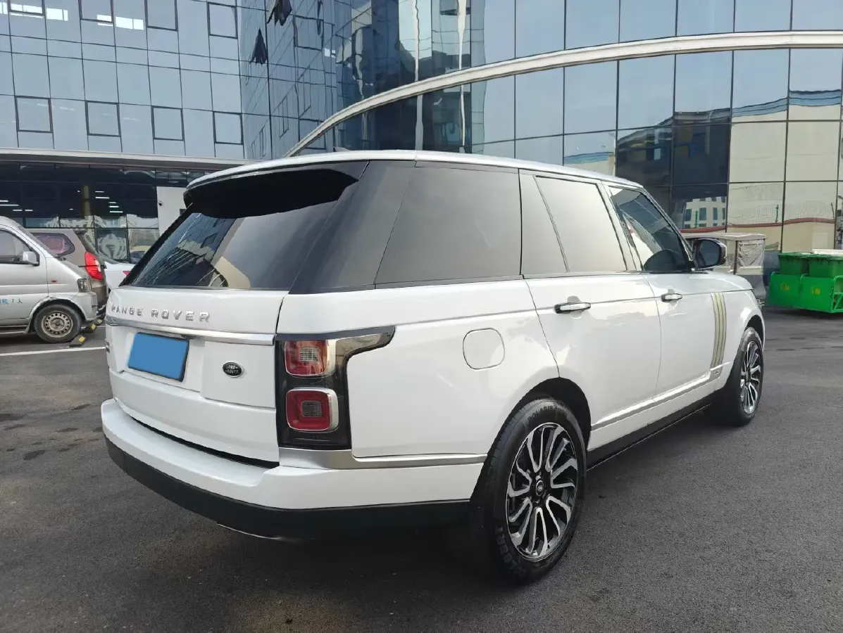 2019 BMW 7 Series 3.0T 340HP L6 8AT,autocango,china used car exporter,china ev exporter,chinese used car exporter,chinese used ev exporter