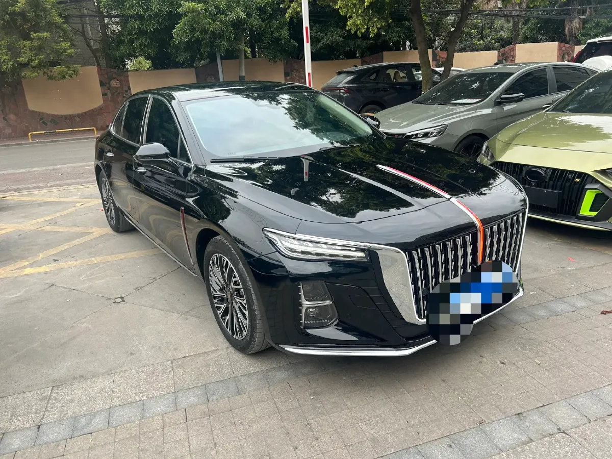 2023 HongQi H5 2.0T 224HP L4 8AT,autocango,china used car exporter,china ev exporter,chinese used car exporter,chinese used ev exporter