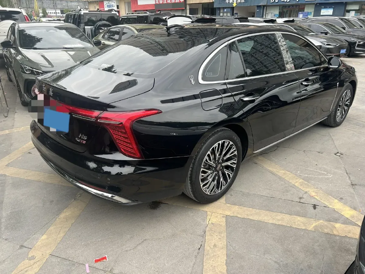 2023 HongQi H5 2.0T 224HP L4 8AT,autocango,china used car exporter,china ev exporter,chinese used car exporter,chinese used ev exporter