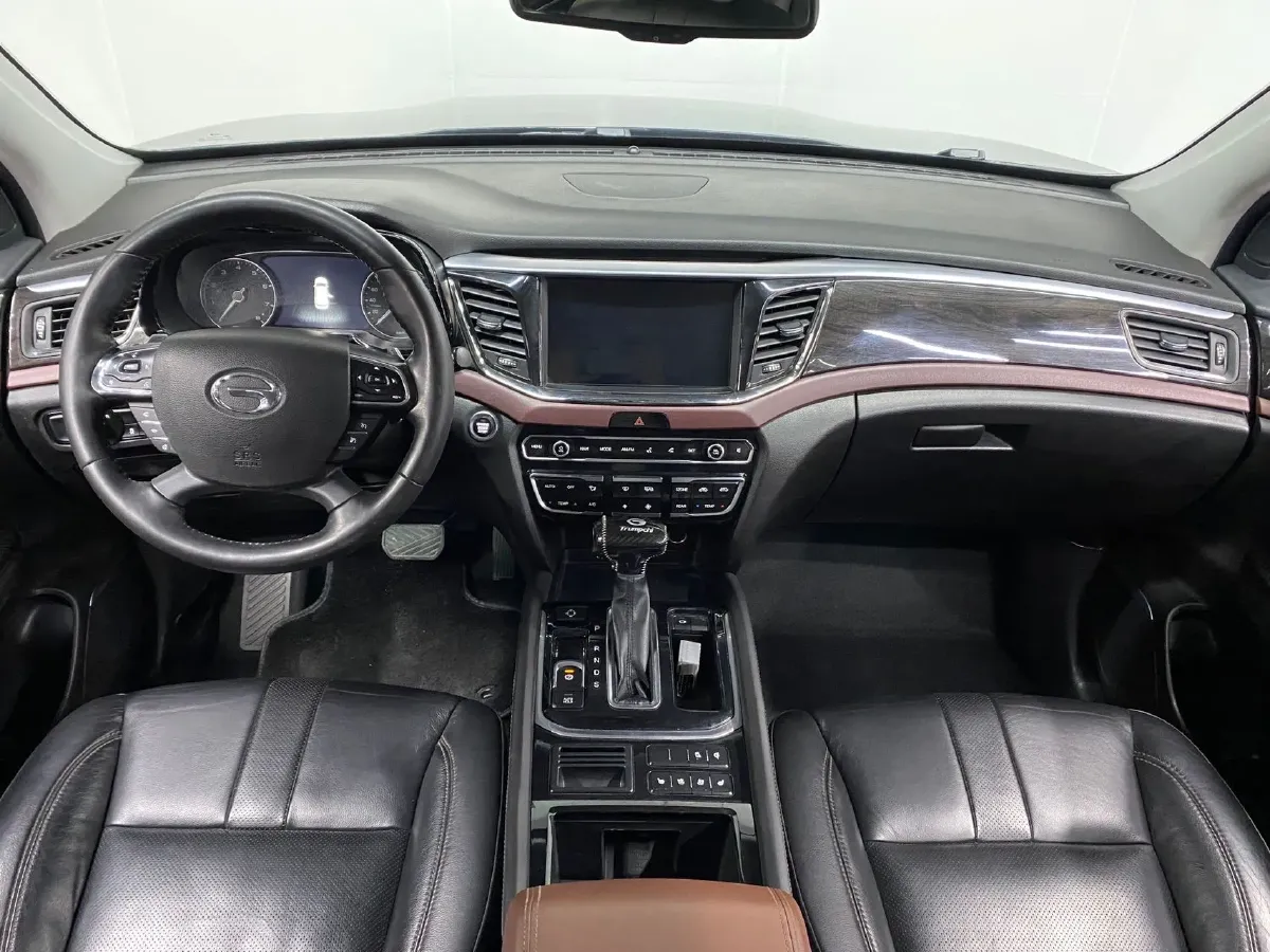 2017 GAC Trumpchi GS8 2.0T 201HP L4 6AT,autocango,china used car exporter,china ev exporter,chinese used car exporter,chinese used ev exporter