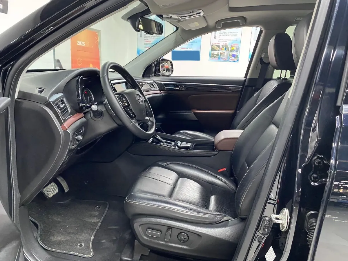 2017 GAC Trumpchi GS8 2.0T 201HP L4 6AT,autocango,china used car exporter,china ev exporter,chinese used car exporter,chinese used ev exporter