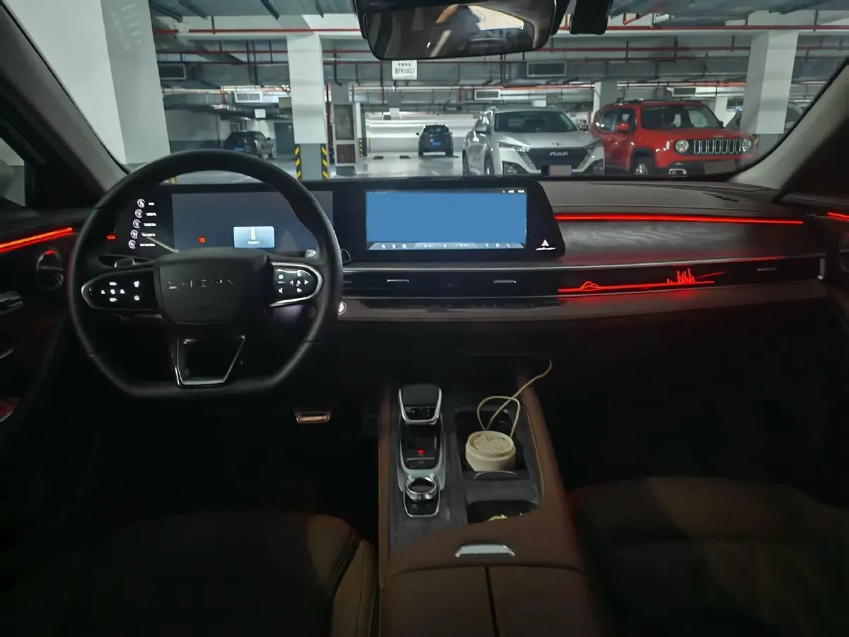 2023 Chery Arrizo 8 2.0T 254HP L4 7DCT,autocango,china used car exporter,china ev exporter,chinese used car exporter,chinese used ev exporter