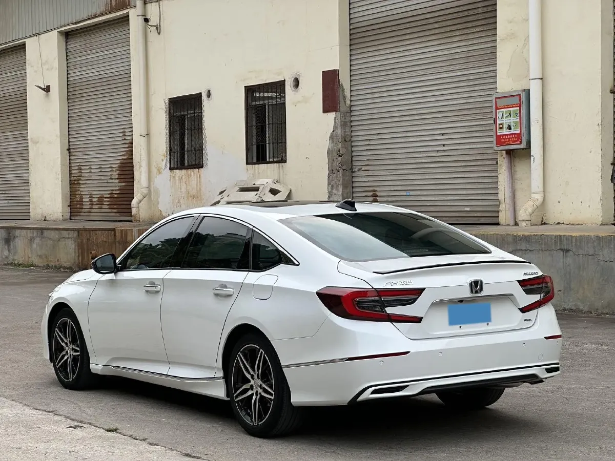 2022 Honda Accord 2.0L 146HP L4 E-CVT Hybrid,autocango,china used car exporter,china ev exporter,chinese used car exporter,chinese used ev exporter