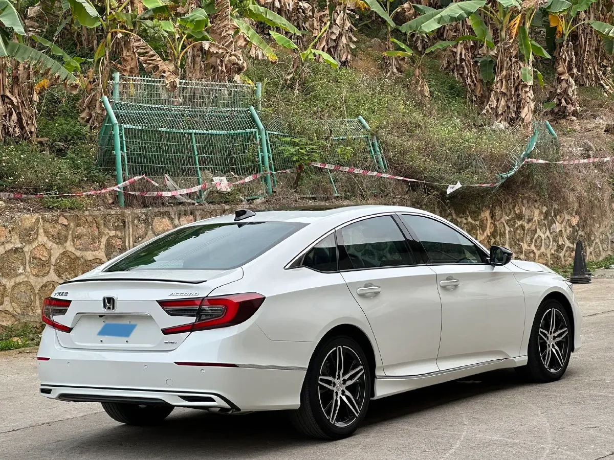 2022 Honda Accord 2.0L 146HP L4 E-CVT Hybrid,autocango,china used car exporter,china ev exporter,chinese used car exporter,chinese used ev exporter