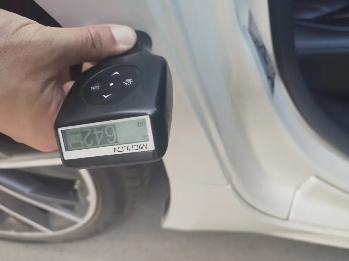 2021 Maserati Ghibli 2.0T 330HP L4 8AT,autocango,china used car exporter,china ev exporter,chinese used car exporter,chinese used ev exporter