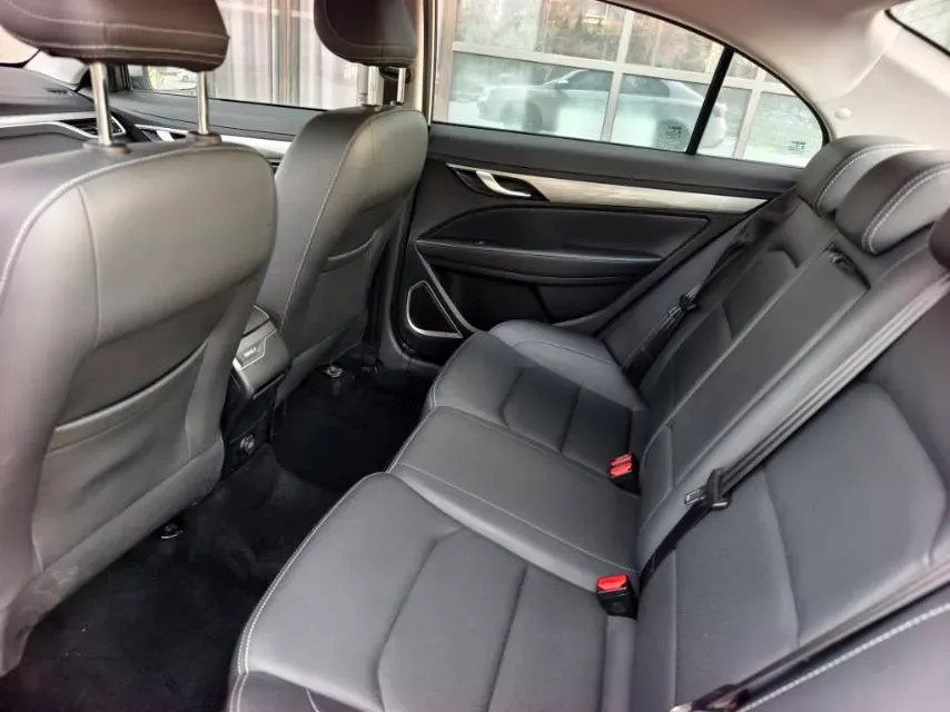 2020 Geely Emgrand 1.5L 109HP L4 5MT,autocango,china used car exporter,china ev exporter,chinese used car exporter,chinese used ev exporter