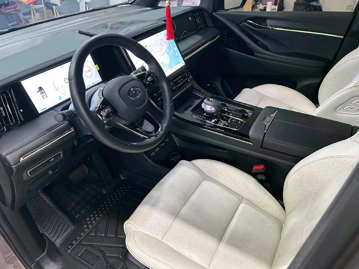 2023 GAC Trumpchi M8 2.0T 252HP L4 8AT,autocango,china used car exporter,china ev exporter,chinese used car exporter,chinese used ev exporter