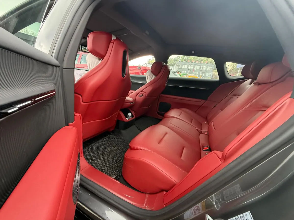 2025 Avatr 12 BEV 94.53KWH,autocango,china used car exporter,china ev exporter,chinese used car exporter,chinese used ev exporter