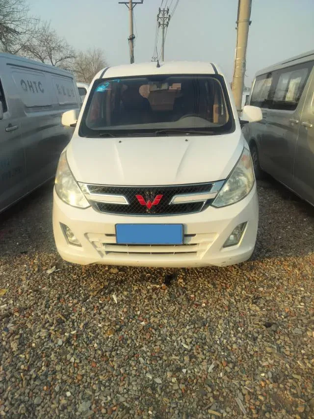 2016 WuLing RongGuang V 1.5L 112HP L4 5MT,autocango,china used car exporter,china ev exporter,chinese used car exporter,chinese used ev exporter