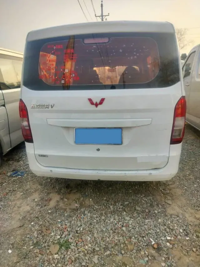 2016 WuLing RongGuang V 1.5L 112HP L4 5MT,autocango,china used car exporter,china ev exporter,chinese used car exporter,chinese used ev exporter