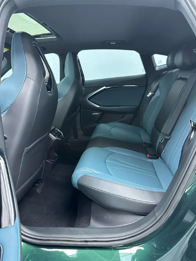 2023 MG 7 1.5T 188HP L4 7DCT,autocango,china used car exporter,china ev exporter,chinese used car exporter,chinese used ev exporter