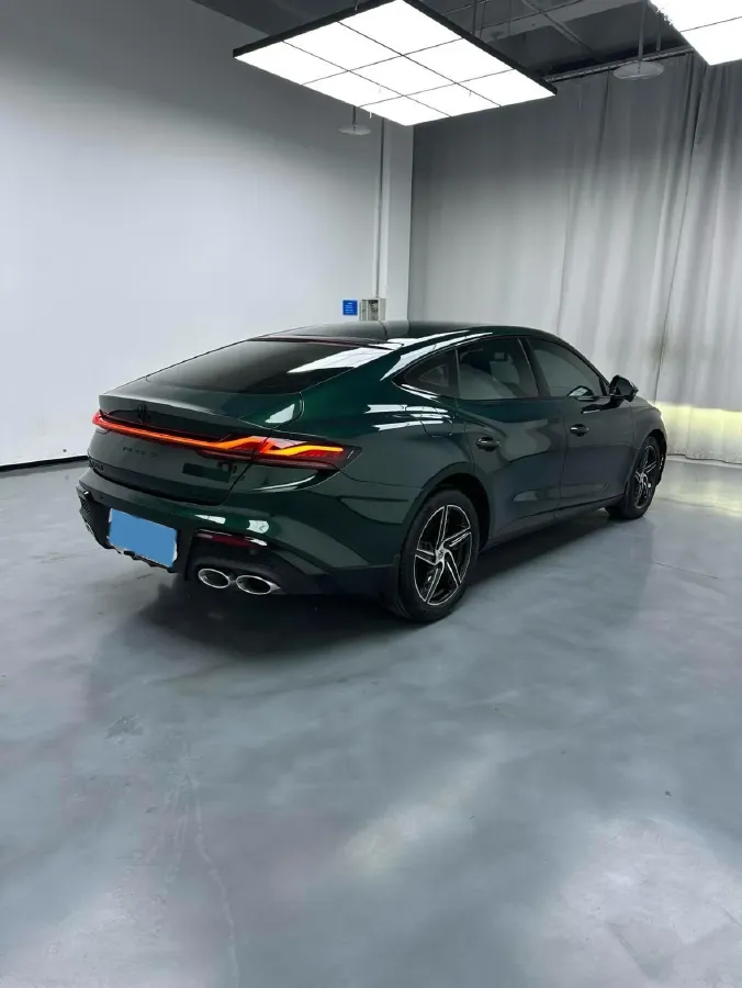 2023 MG 7 1.5T 188HP L4 7DCT,autocango,china used car exporter,china ev exporter,chinese used car exporter,chinese used ev exporter