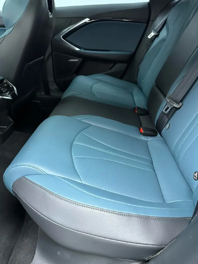 2023 MG 7 1.5T 188HP L4 7DCT,autocango,china used car exporter,china ev exporter,chinese used car exporter,chinese used ev exporter