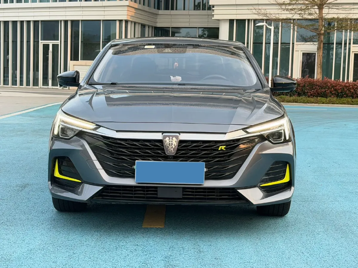 2020 Roewe i6 MAX 1.5T 173HP L4 7DCT,autocango,china used car exporter,china ev exporter,chinese used car exporter,chinese used ev exporter
