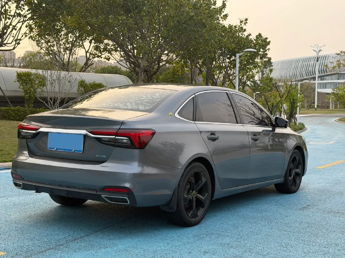 2020 Roewe i6 MAX 1.5T 173HP L4 7DCT,autocango,china used car exporter,china ev exporter,chinese used car exporter,chinese used ev exporter