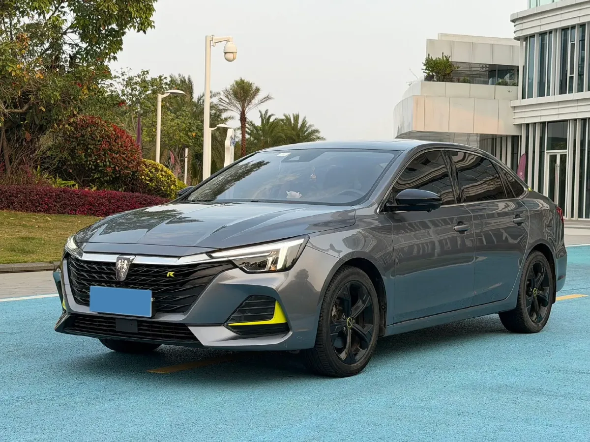 2020 Roewe i6 MAX 1.5T 173HP L4 7DCT,autocango,china used car exporter,china ev exporter,chinese used car exporter,chinese used ev exporter